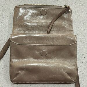 Hobo cross body used very clean .